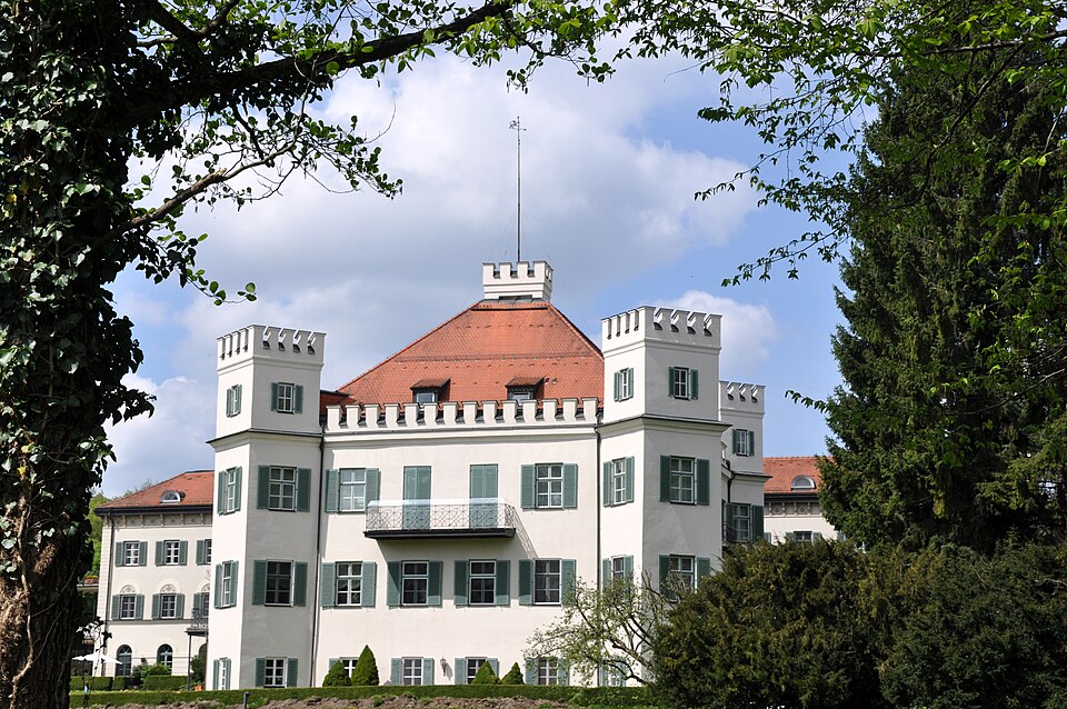 Schloss Possenhofen