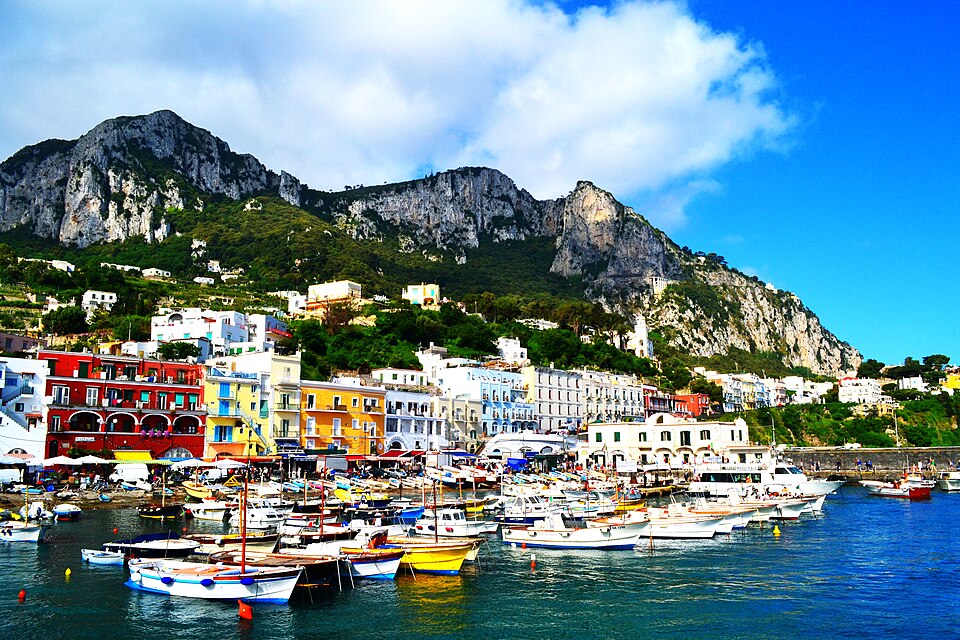 Habour of Capri