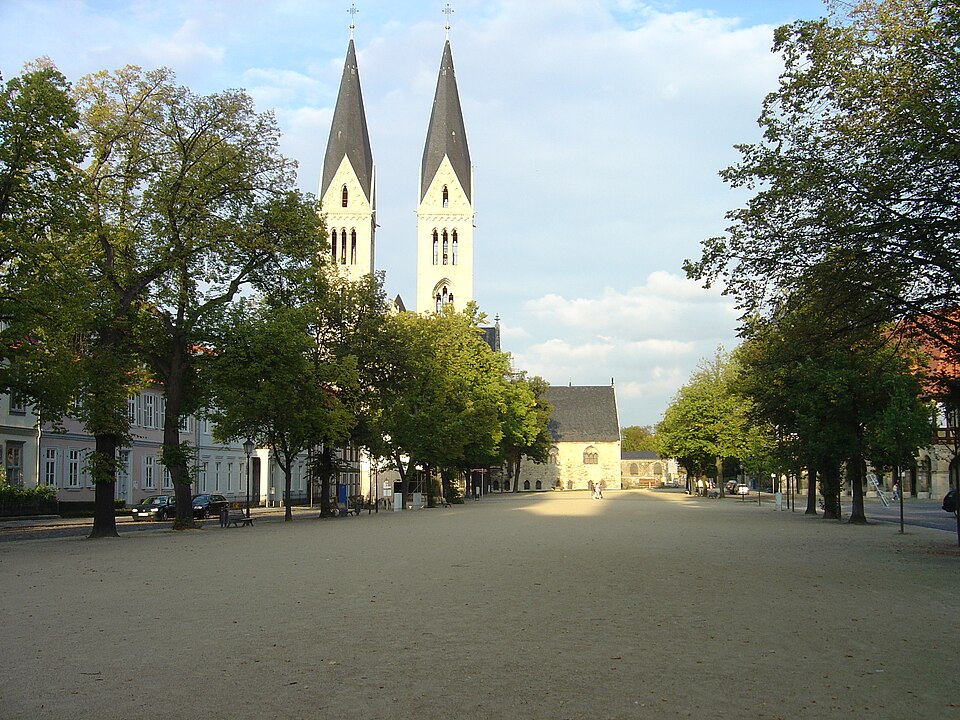 Halberstädter Domplatz
