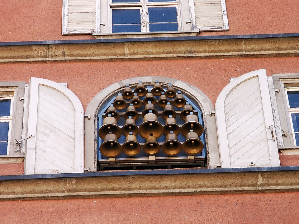 Let the bells toll
