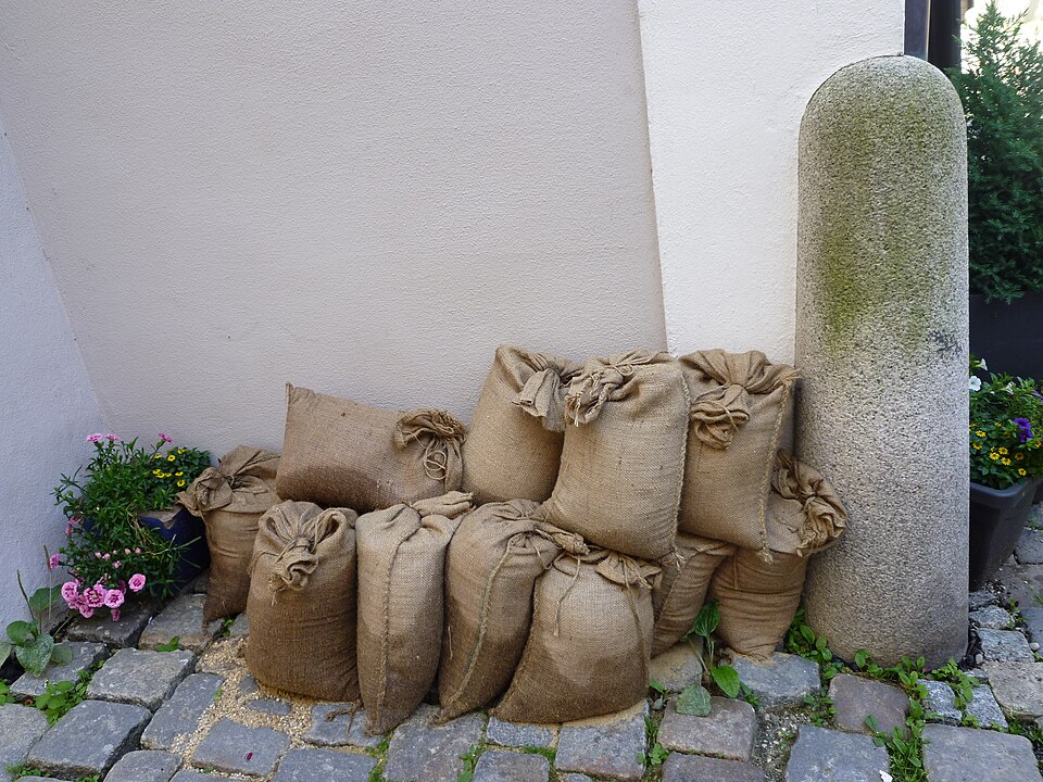 Passau Hochwassersandsäcke
