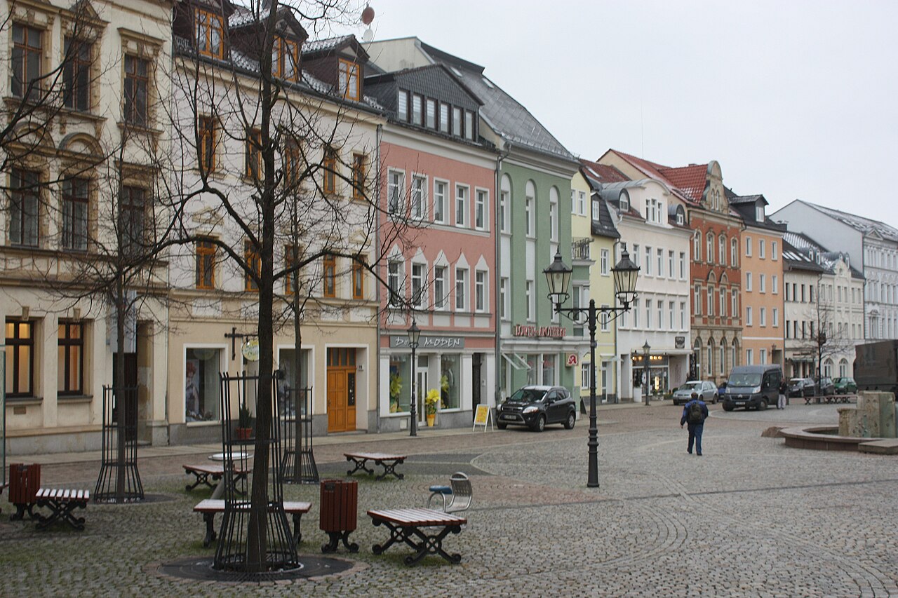 Werdau der Markt Westseite