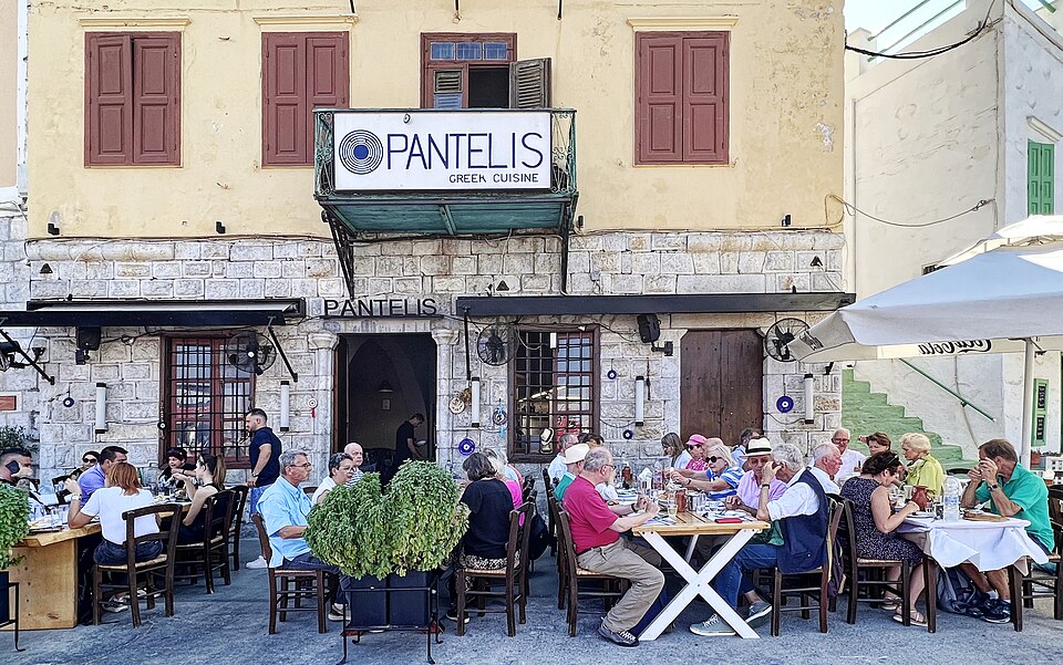 auf Symi