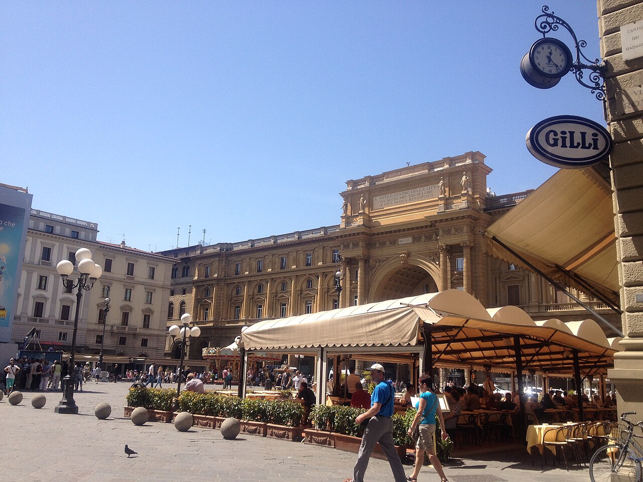 Via Roma