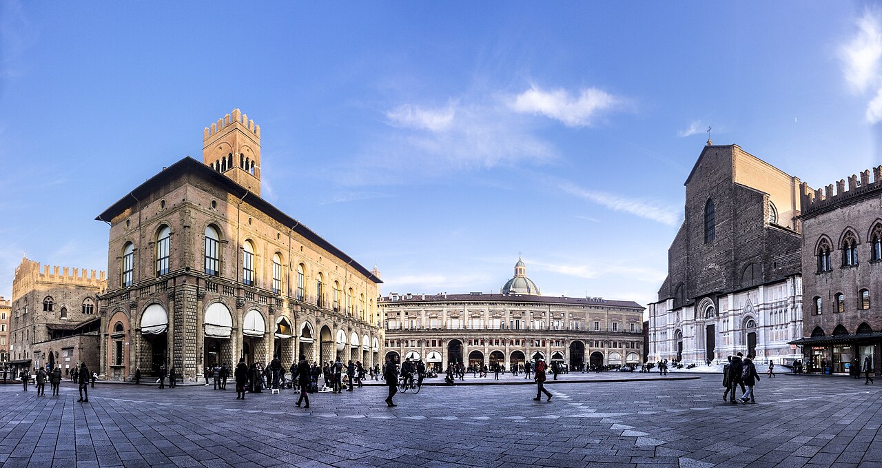 Piazza Maggiore Panoramica