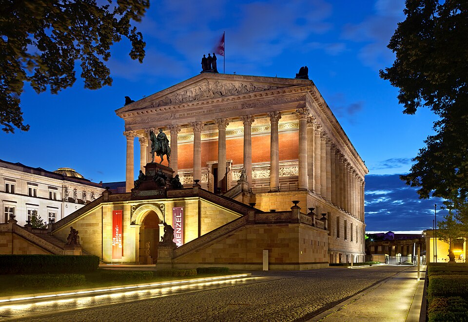 Alte Nationalgalerie abends