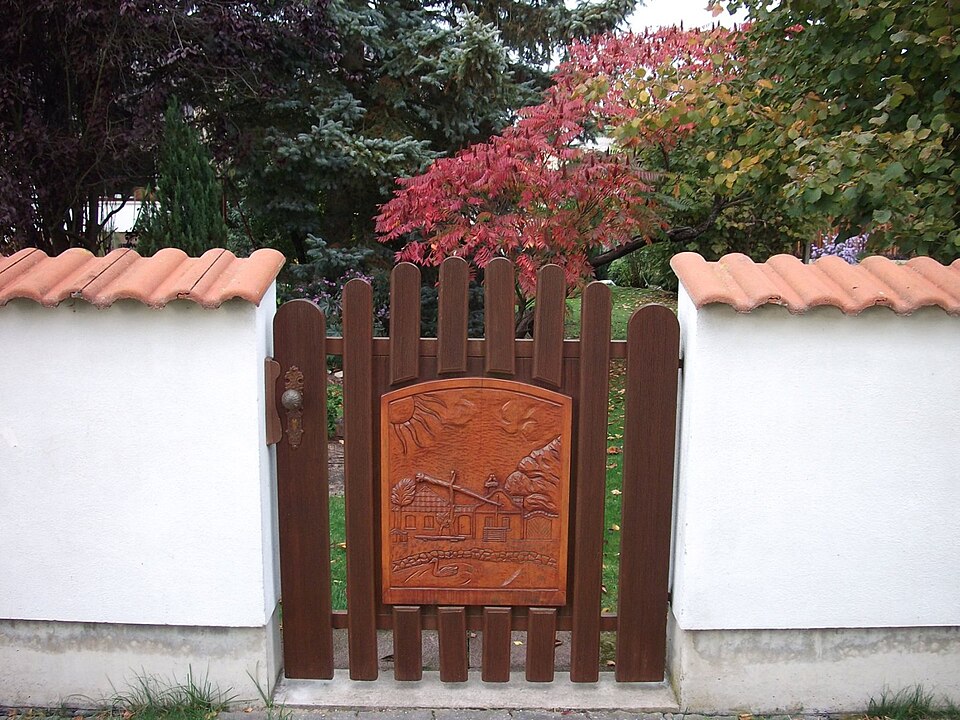 Schöne Gartentür