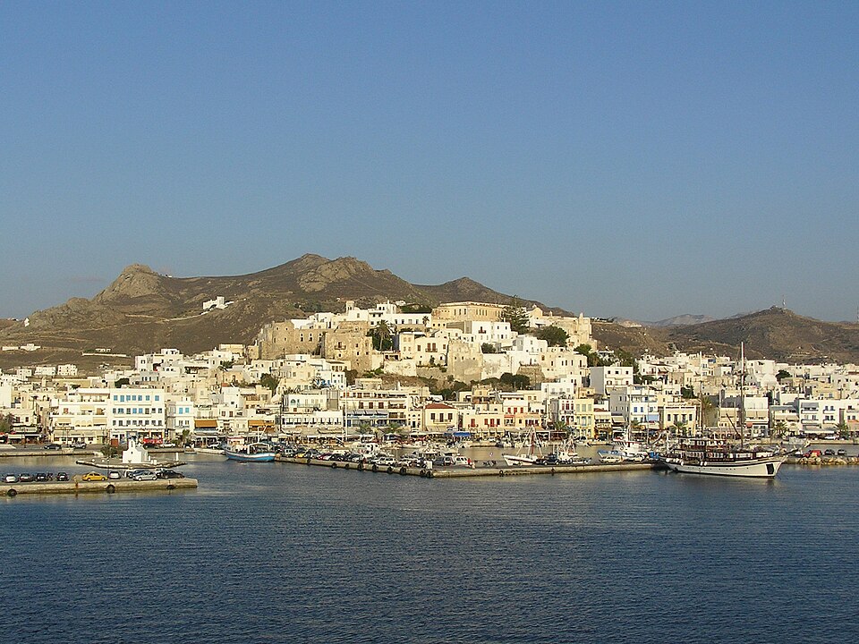 Naxos port