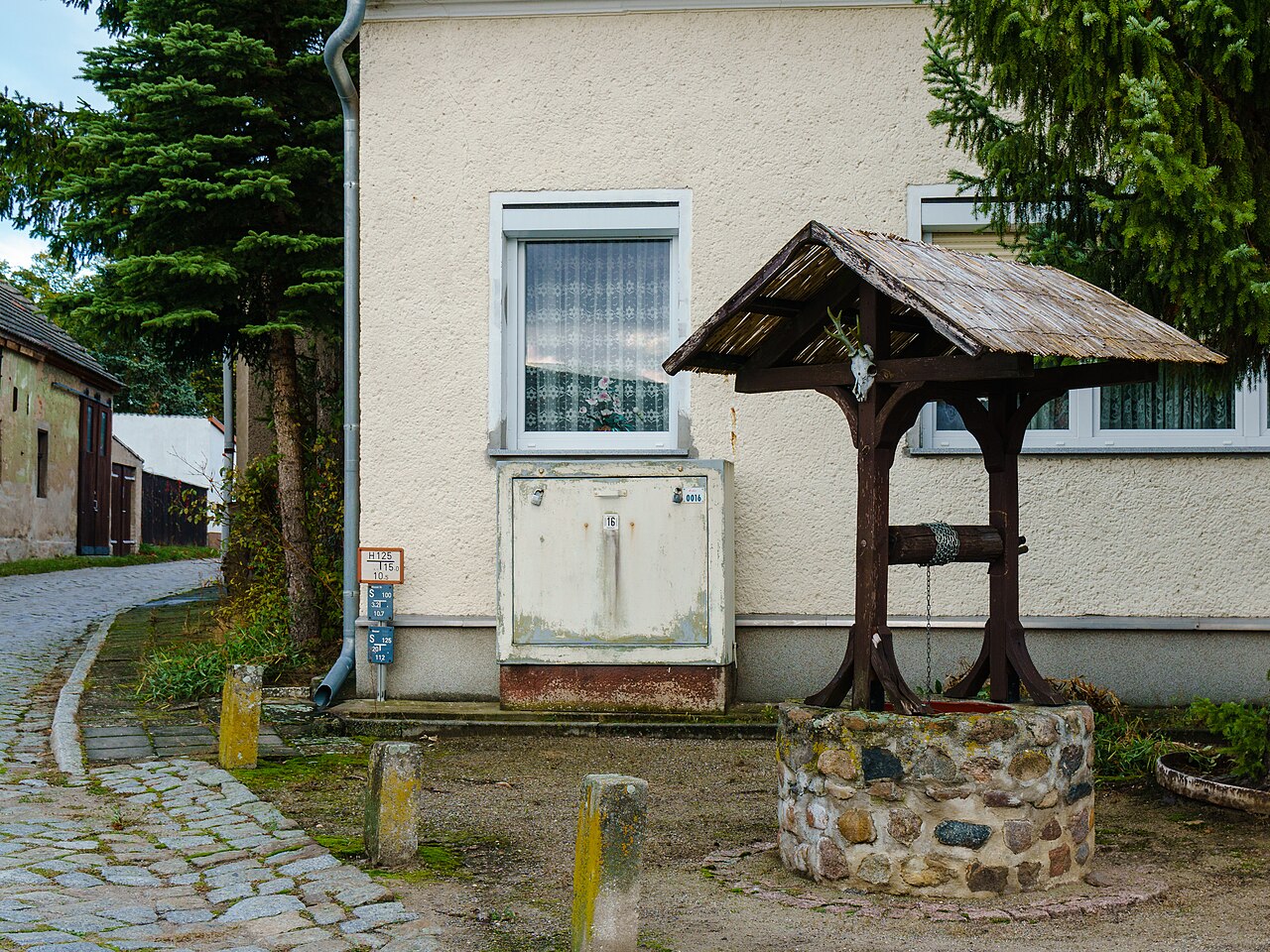 Jueterbog Neumarkt Brunnen