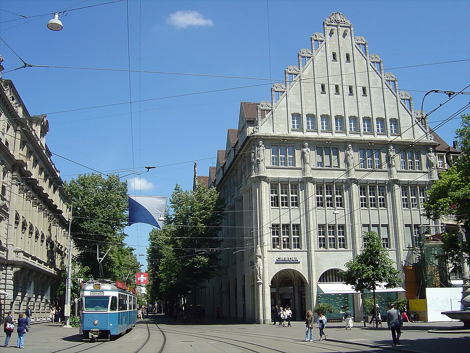 Bahnhofstrasse Grieder