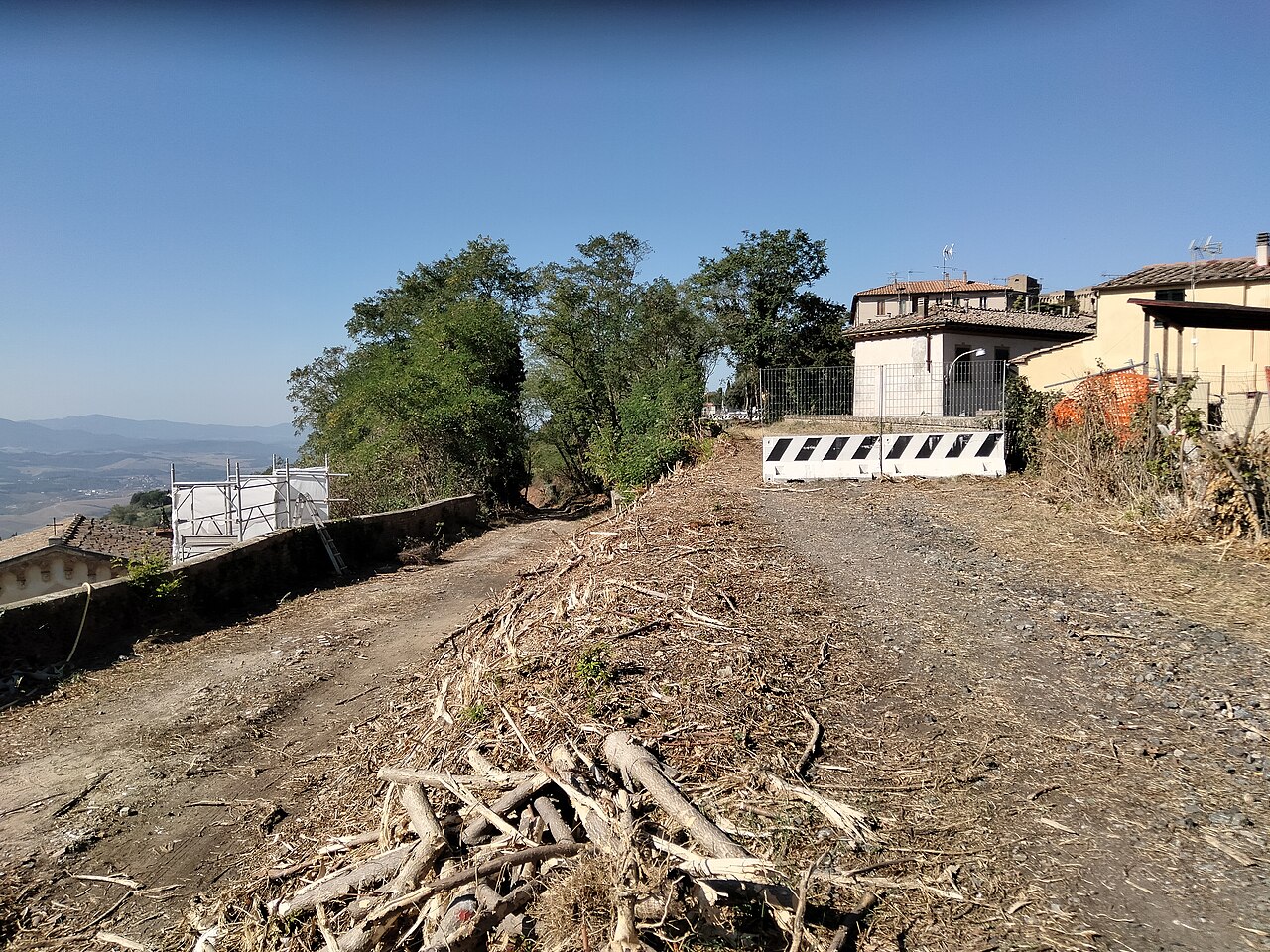 San Lazzaro pulizia